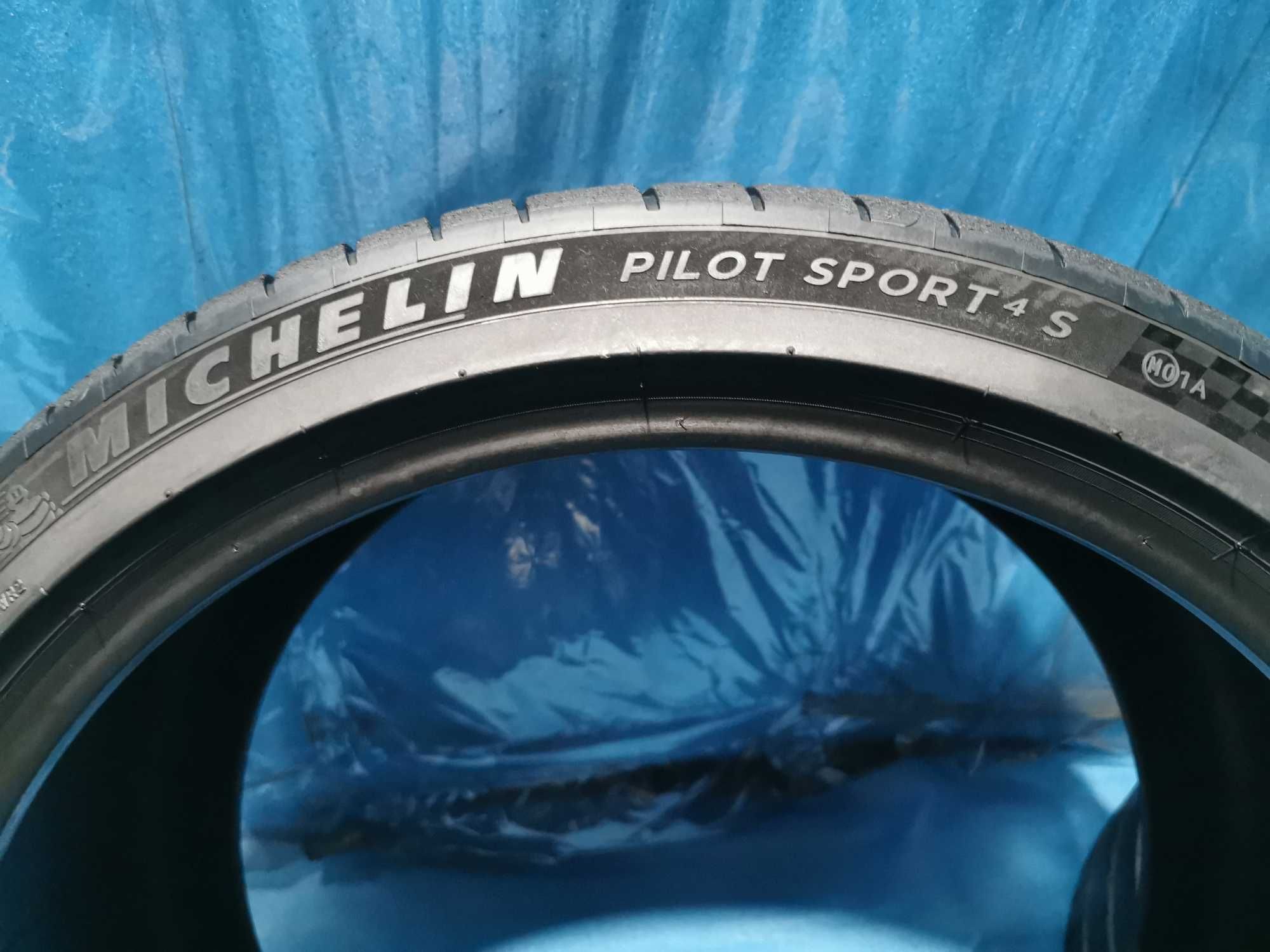 275 35 21 - 305 30 21 michelin 4 bucati