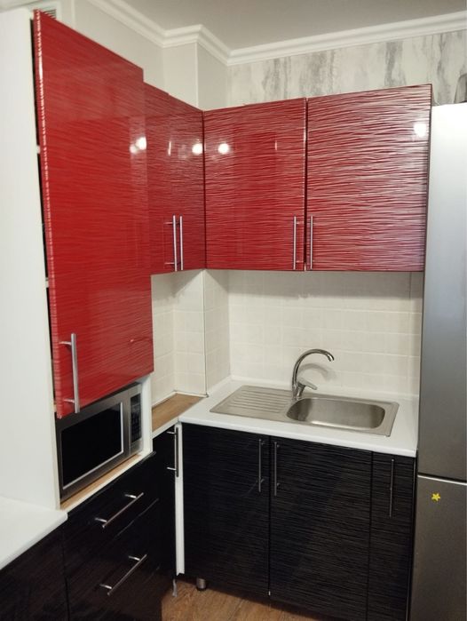 Продам кухню в хорошем состоянии !