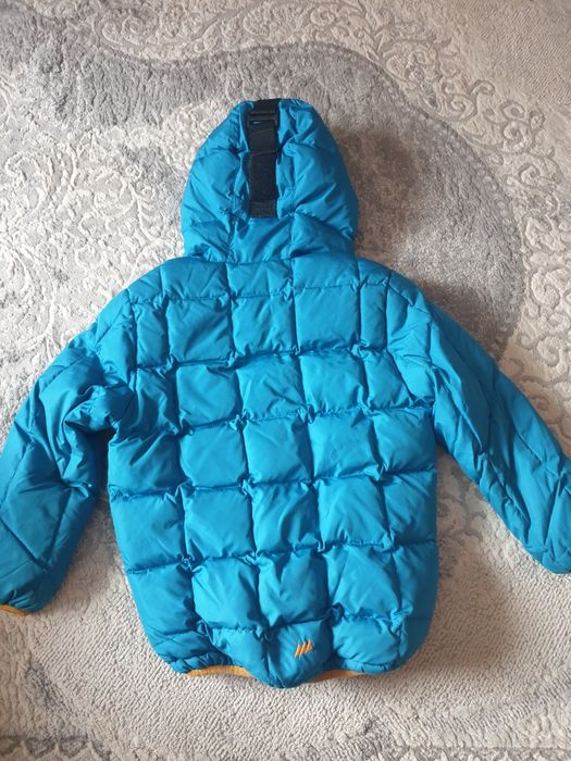 Geaca Skogstad zapada