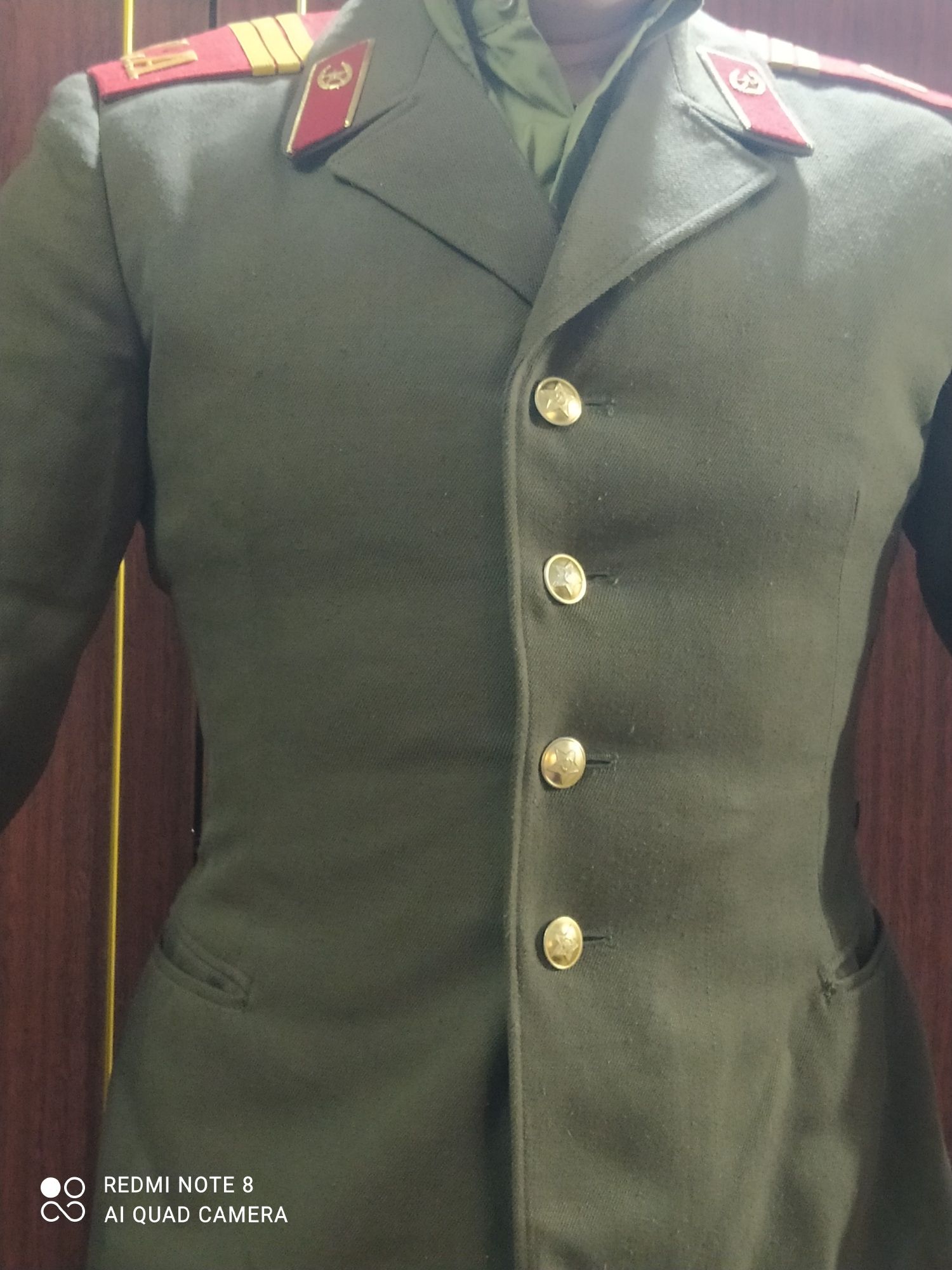 Китель и рубашка военная форма в отличном состоянии