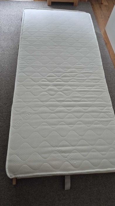 Pat Ikea Malm 90x200 cu saltea si somiera si sertare