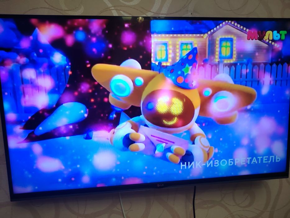 Продам телевизор  ,