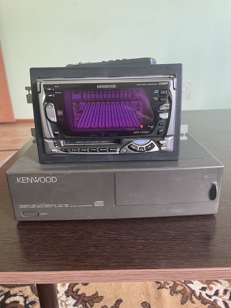 Магнитофон kenwood 2-х диновый с сд чеинжером на 10 дисков