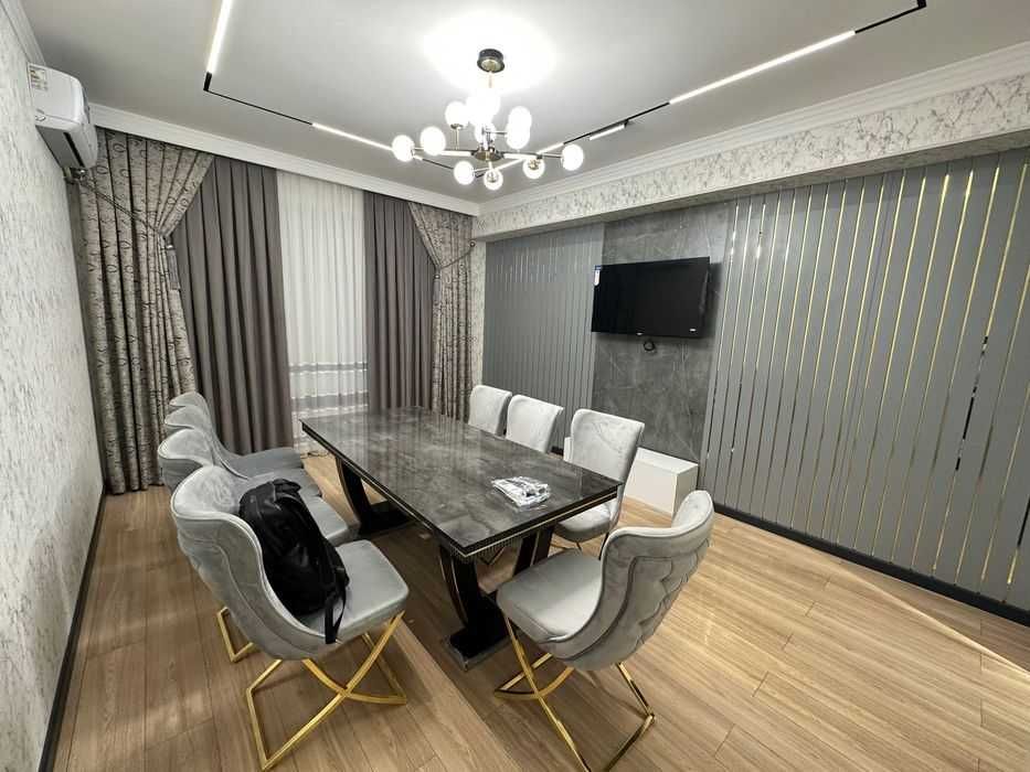 Чиланзар Ц • М,Мирзо-Улугбек • 2-комн • 75м² • этаж 5/9 • [336-SAM11]