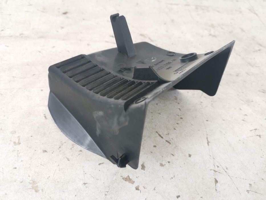 Порше Макан / Porsche Macan [ - ] Оригинален десен въздуховоден дефлек