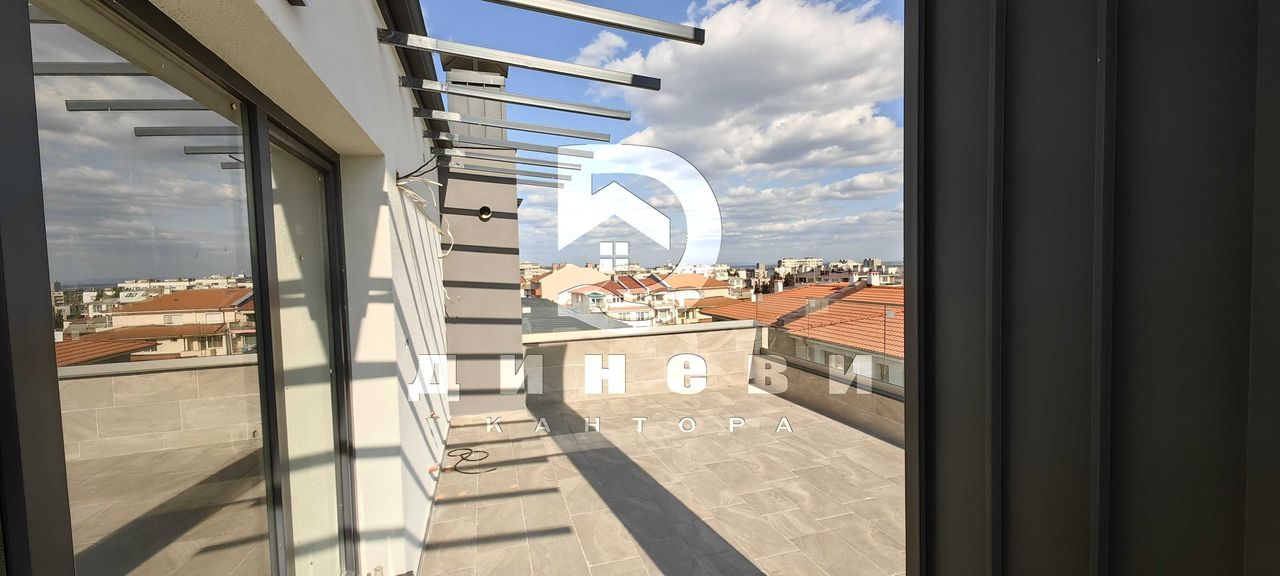 Продава се Тристаен апартамент в Стара Загора, Казански - изток - 162 кв.м за 1102 €/кв.м - Снимка #11