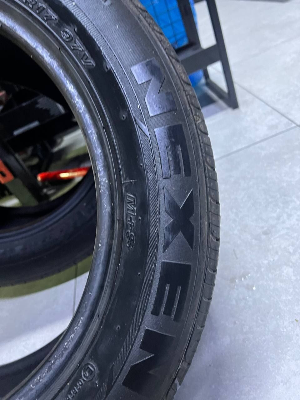 Nexen Npriz 225 55 R17