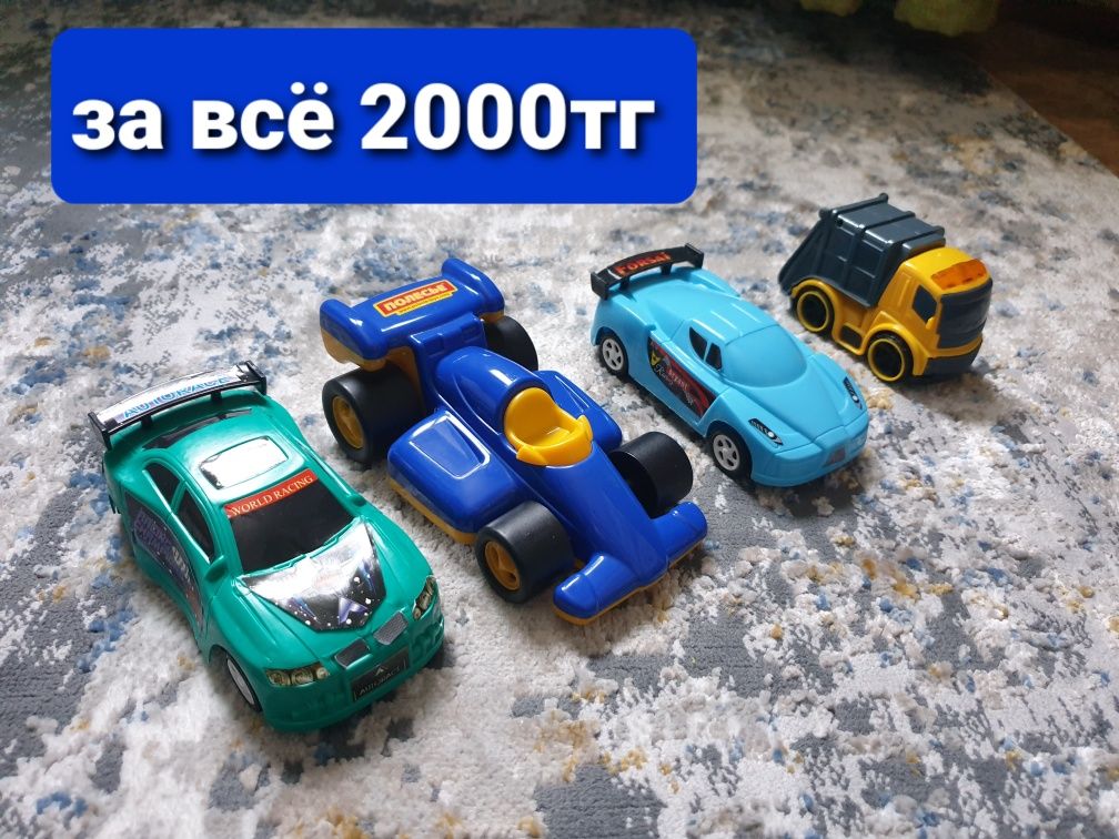 Продам Машинки игрушки детские вещи