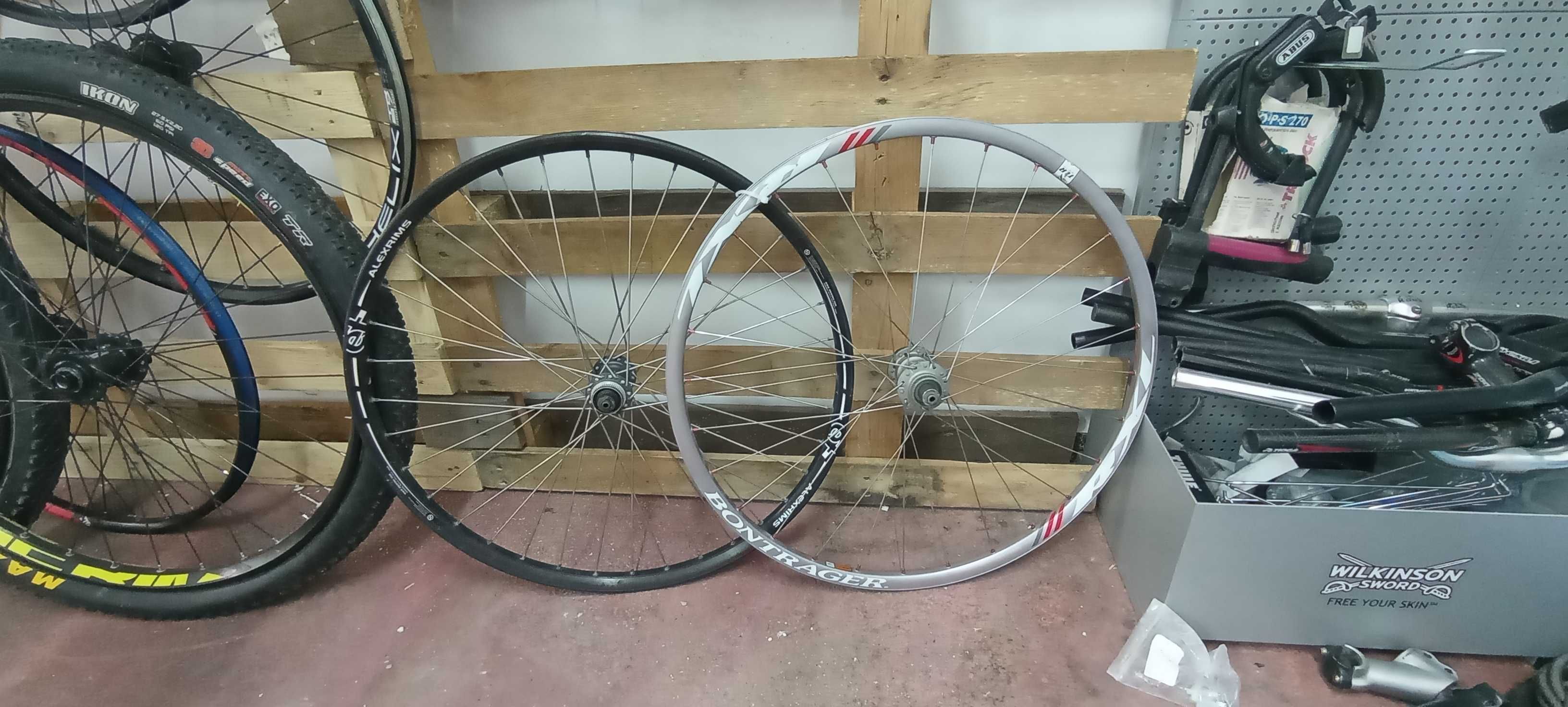 капли за диск 26'' Mavic ; Shimano ; Mach 1 ; Alexrims