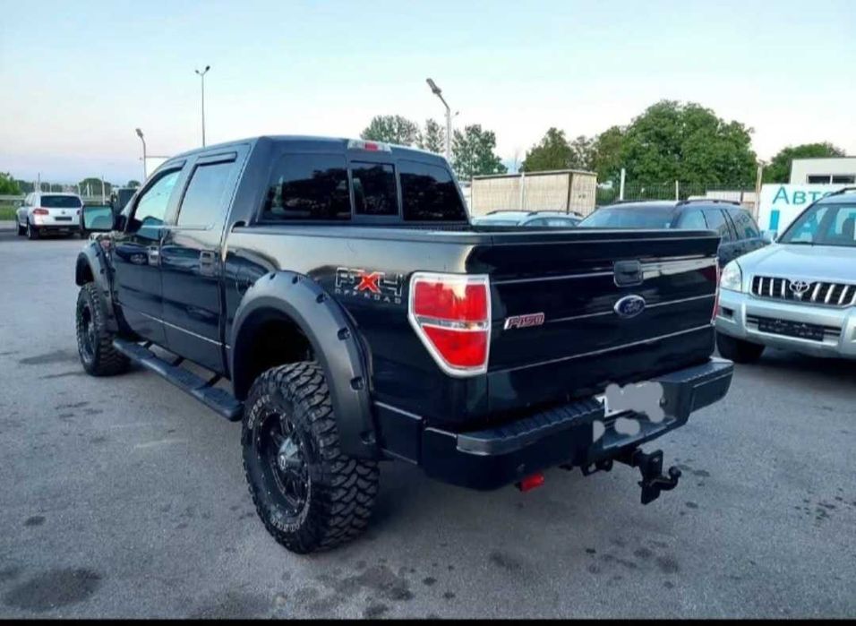 Пикап в перфектно състояние, всичко платено и сменено,март 2010 годона