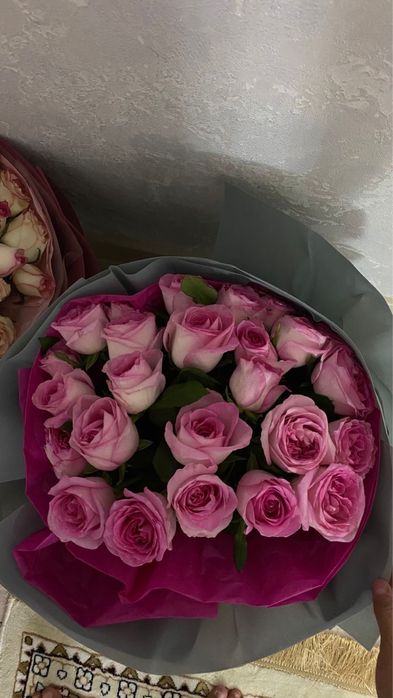 Цветты свежие,подарок