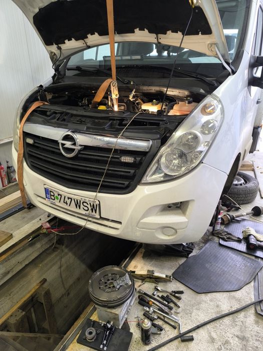 Vand Autoplatforma transport auto Platforma tractari Opel Movano 2019