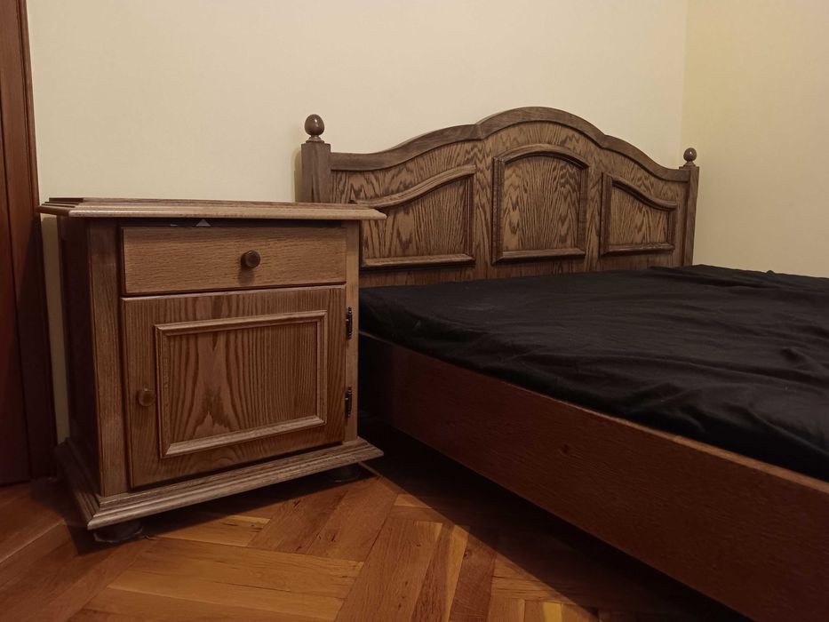 Спален комплект спалня,гардероб, шкафчета