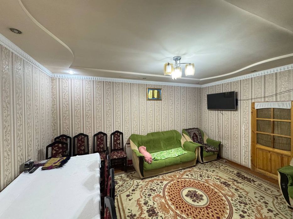 Срочно продаётся 2 участка под строительство. В центре города.