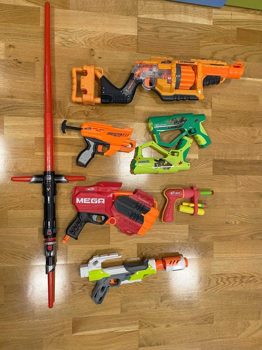 Детски пистолети тип NERF и Star Wars - Светлинен меч Kylo Ren