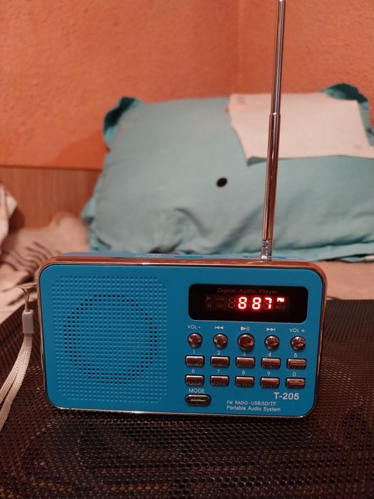 Vând aparat radio portabil T-205 Craiova