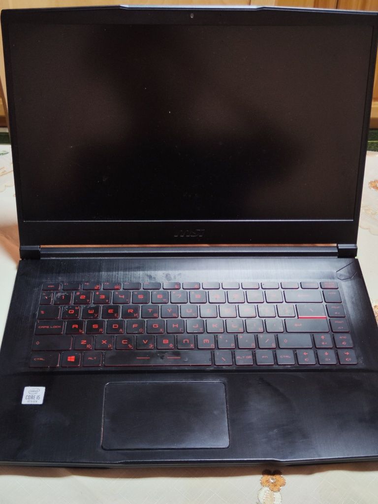 Геймърски лаптоп MSI Thin GF63 Intel Core i5 RTX 2060 16gb RAM
