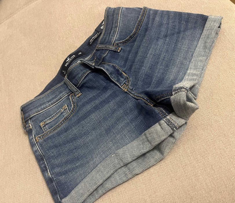 Blugi scurti dama Hollister