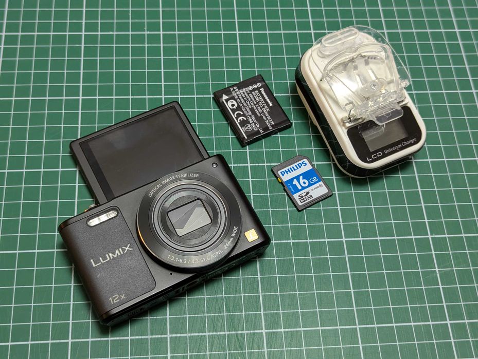 Camera foto Panasonic Lumix SZ10 Digicam compact flip screen 16mp CCD