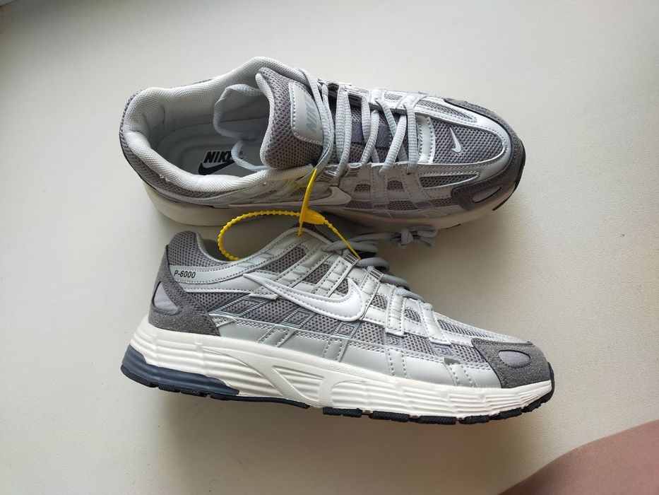 Новые кроссовки 43 р.