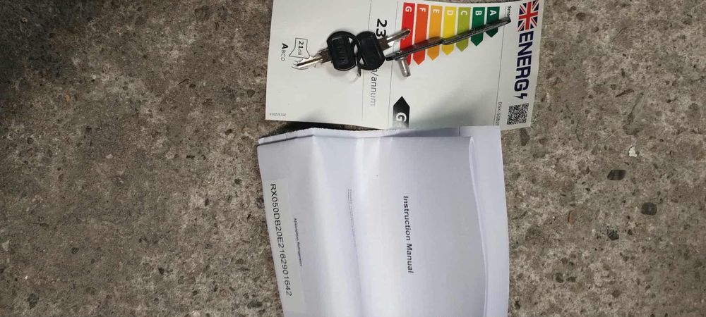 Хладилник за каравана на 12 волта Smad