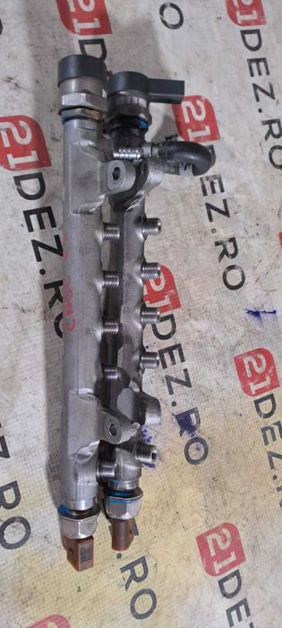 Rampa injectie 2.0 TDI 143cp cod motor: CBAB,  CBBB cod piesa: 03L089C