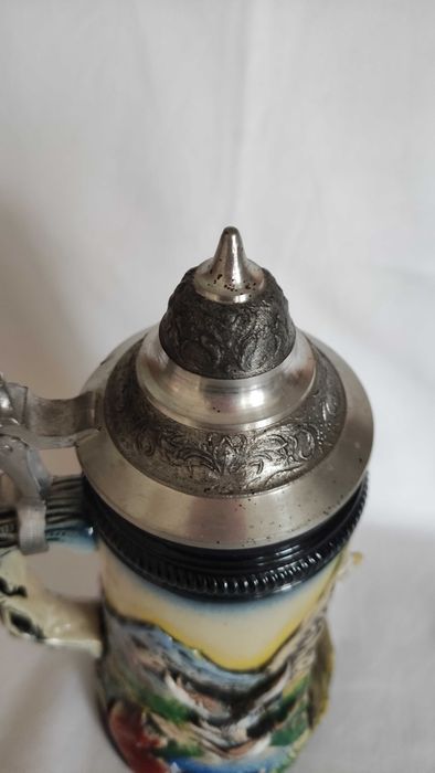 Винтидж релефна керамична халба с 3Д орел