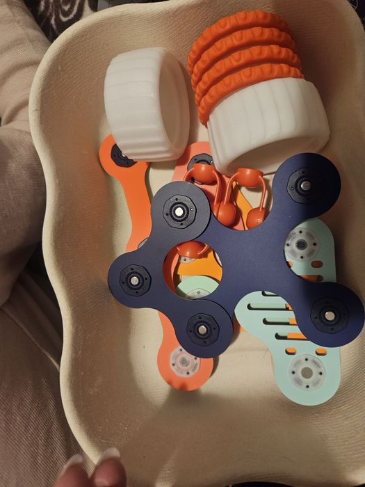 Clixo 30 piese, in stare buna