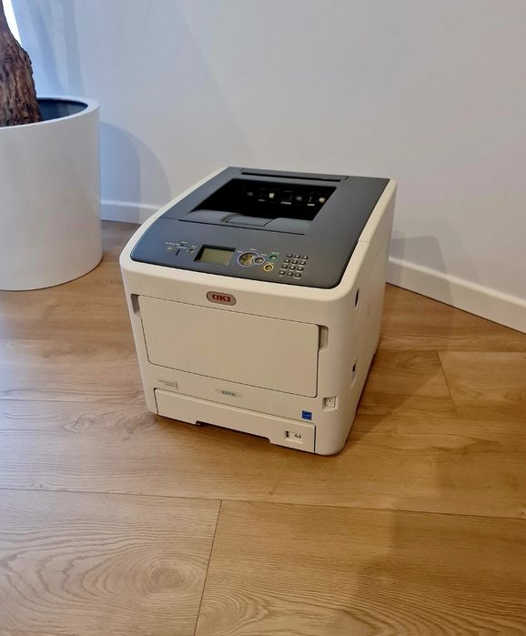 Vand/Schimb Imprimanta,xerox,copiator,printer color A3/A4 Oki