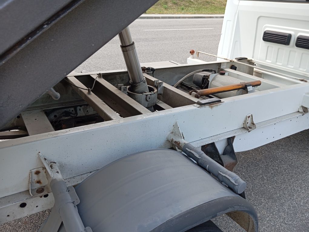 Vând Ford Transit basculabil 3 parti