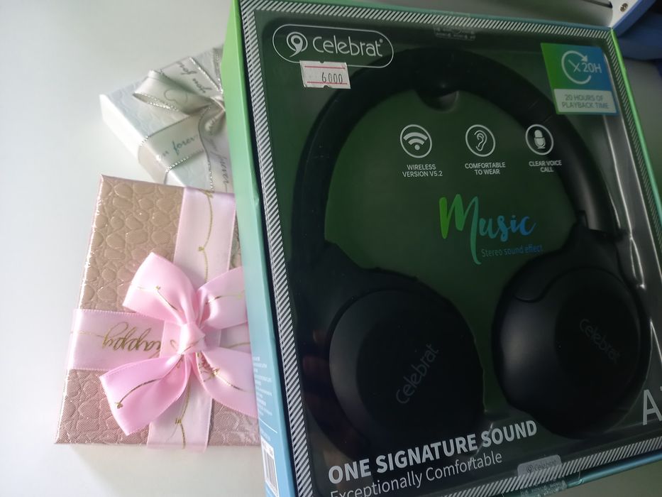 Wireless наушники