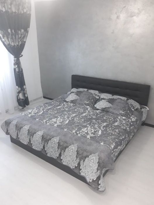 Inchiriez garsoniera pe termen lung zona Hanul Haiducilor