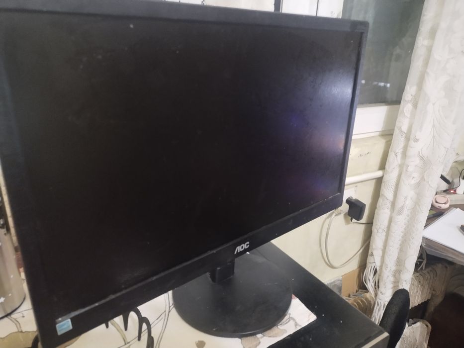 Монитор в хорошем состоянии