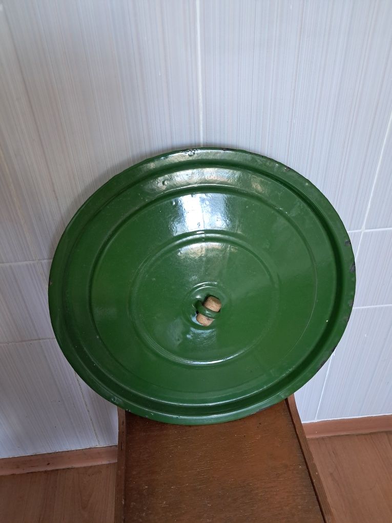 Продам крышку эмалированную для кастрюль, для казана