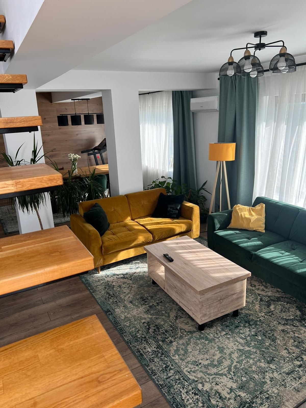 Casa de vânzare !