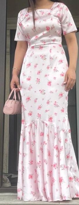 Продам платье дубайский шелк