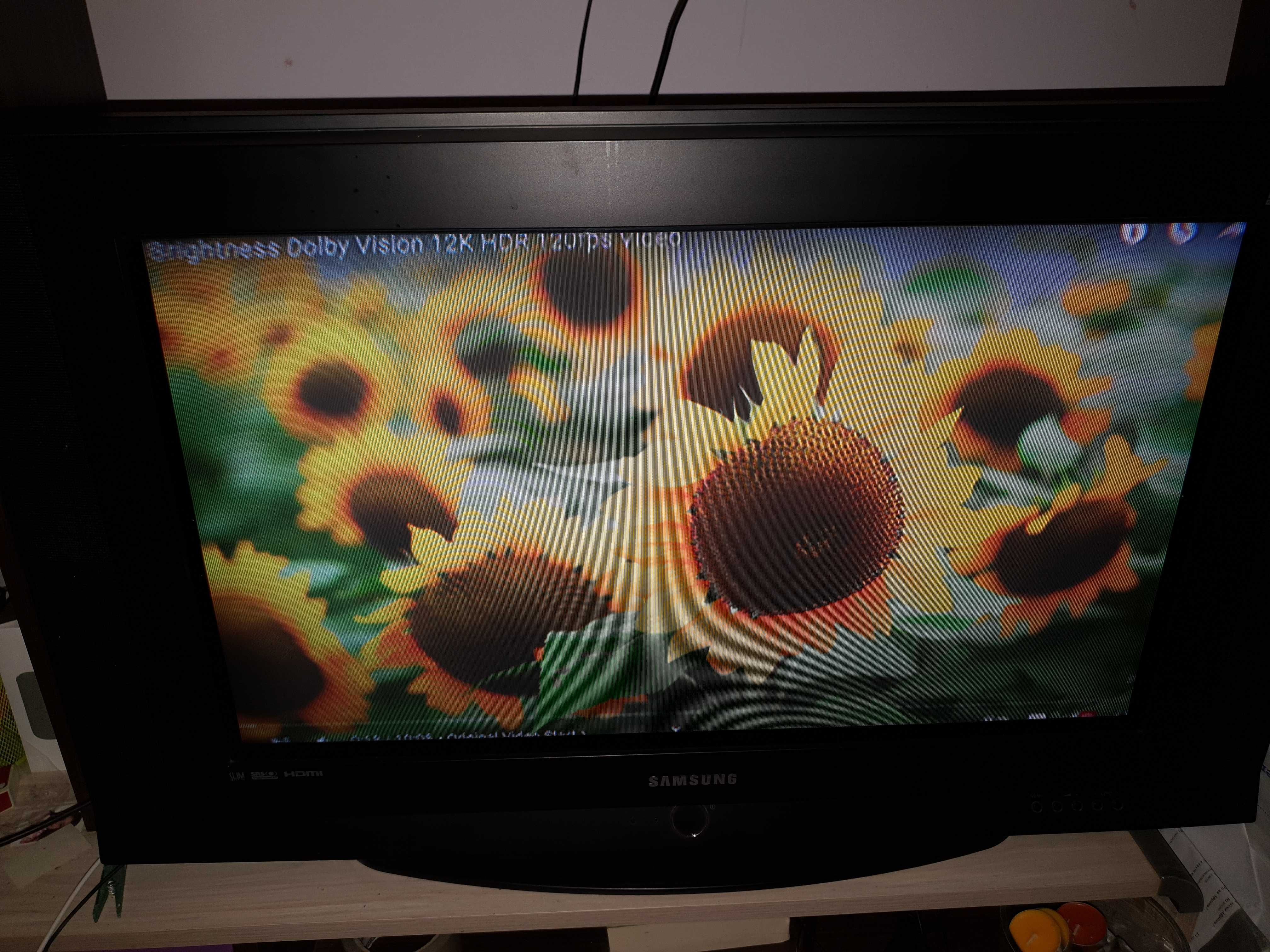 HD CRT телевизор Samsung WS-32Z419P - за ретро ценители!