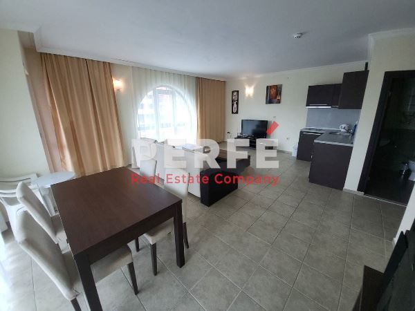 Продава се Двустаен апартамент в к.к. Слънчев бряг - 72 кв.м за 1264 €/кв.м - Снимка #2