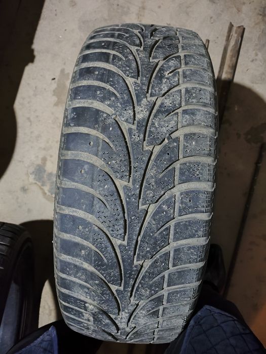 Зимние покрышки 205/65/15 Sailun