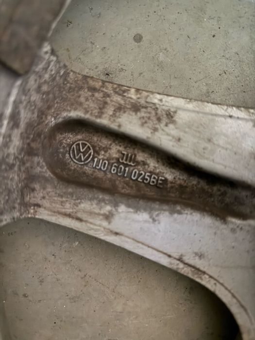 Jante aliaj R17 originale VW