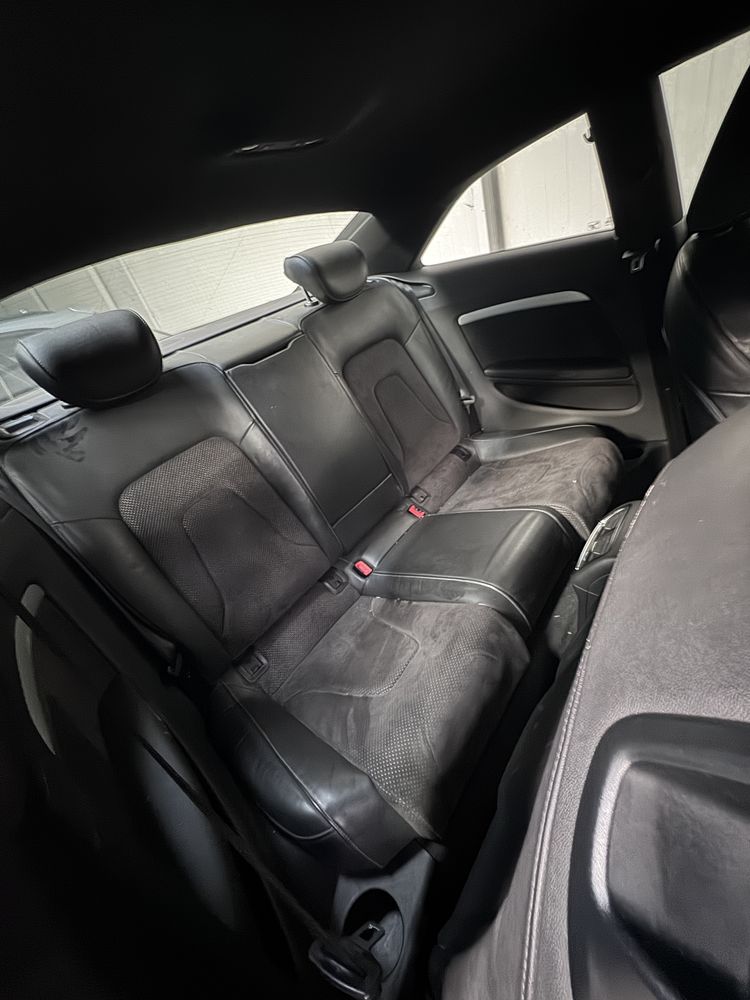 Dezmembrez audi a5 coupe 2012 2.0 sline automat