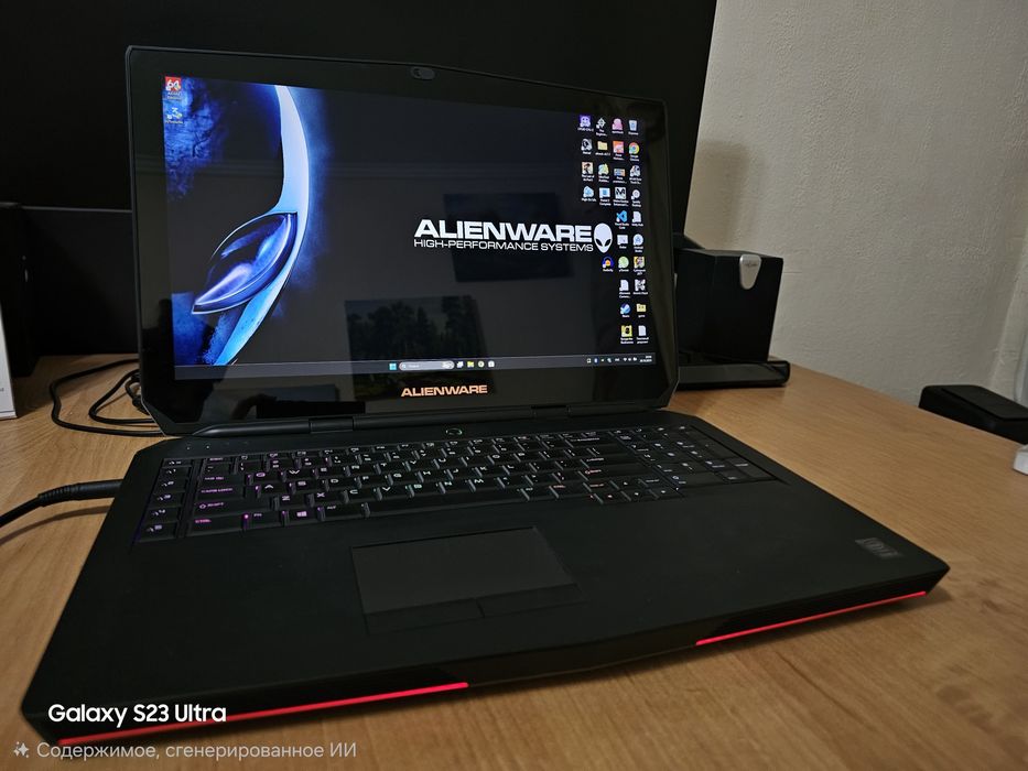 Продам игровой ноутбук с сенсорным экраном Alienware 17" R2 в хорошем