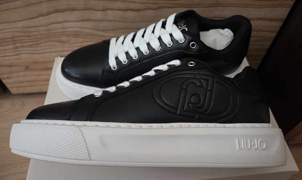 Сникърси Liu Jo 38