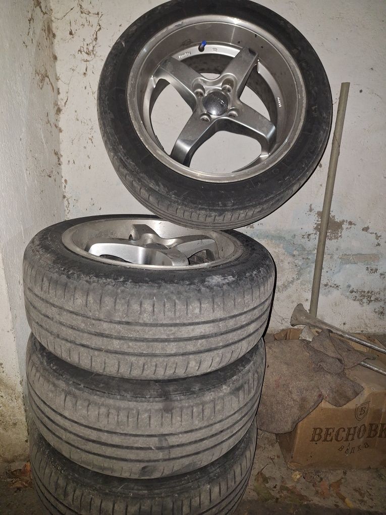 Продаю диски в хорошем