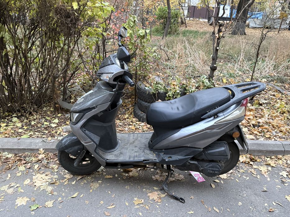 Продам мопед лия м8