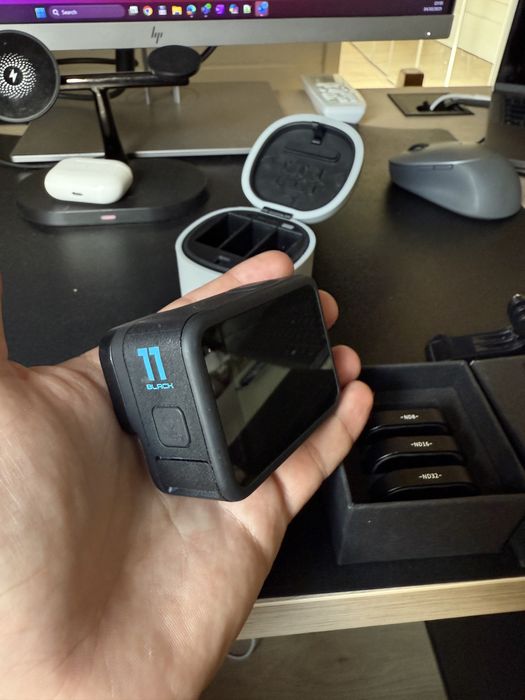GoPro Hero 11 + 3 baterii + 3 filtre ND + Incarcator waterproof