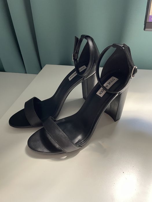 Nepurtate - Sandale Steve Madden noi de piele - 41/40.5