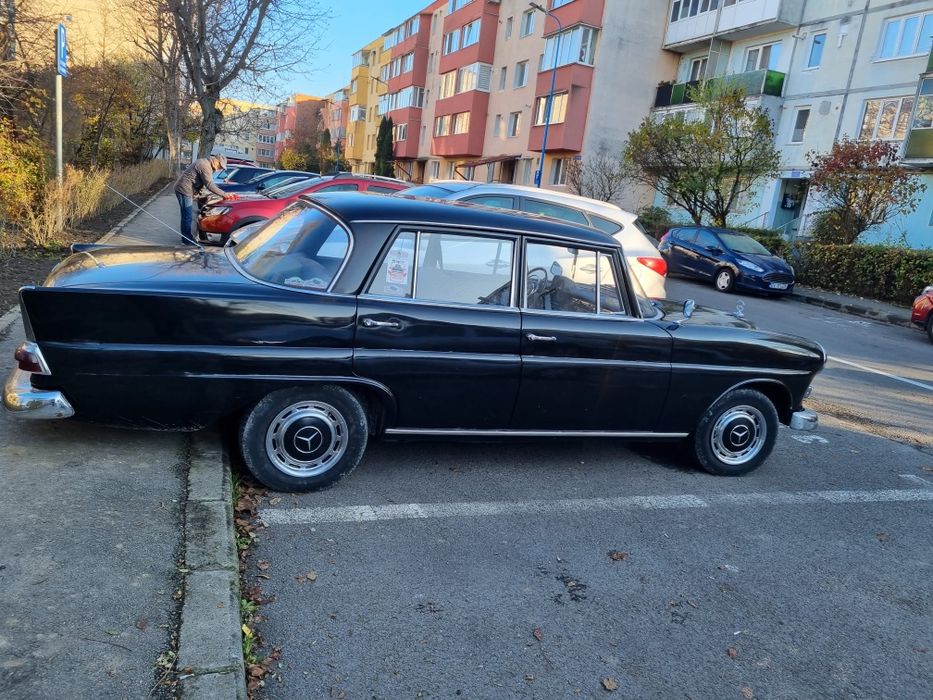 Vand Mercedes Benz