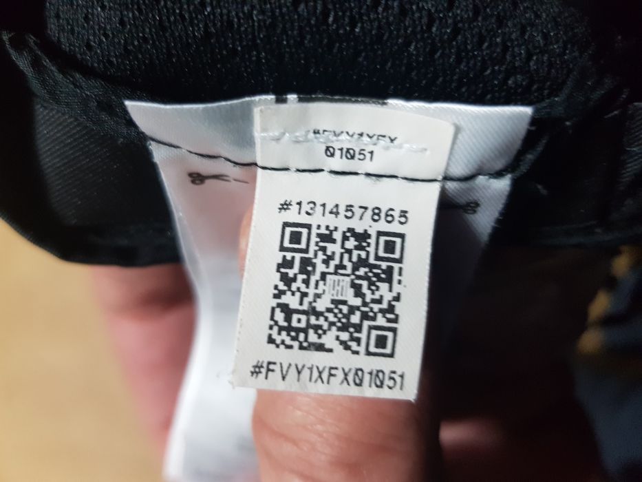 Șapcă y3 nouă impecabila