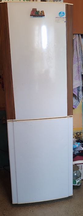 Холодильник Samsung продам